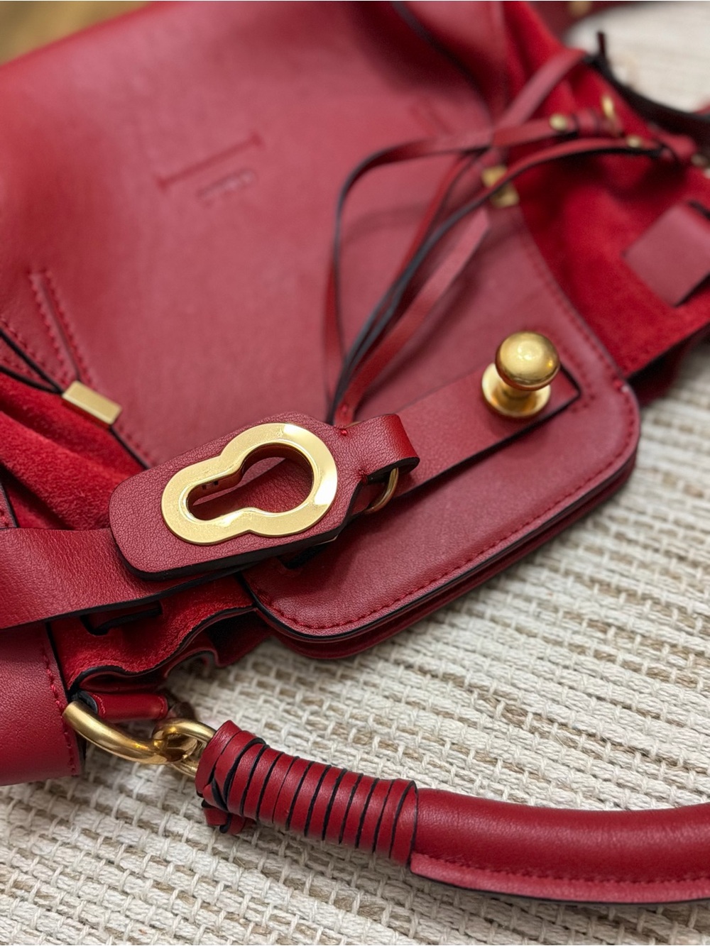 Chloe Red Leather Shoulder Bag with Gold Hardware - Picture 4 of 11